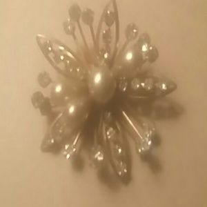 Kramer vintage brooch